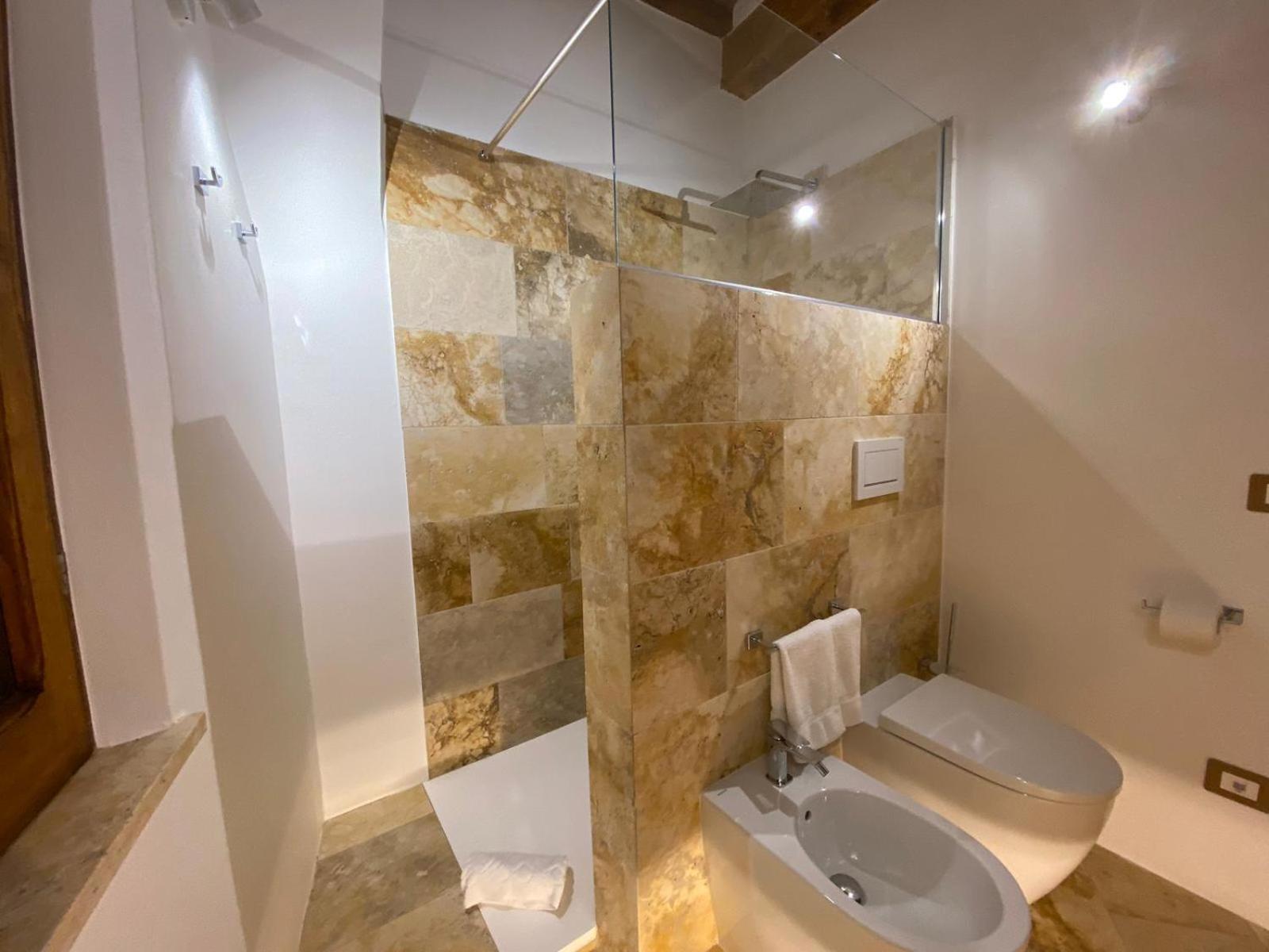 Lastamperia19 Camere-Rooms Montepulciano Stazione 외부 사진